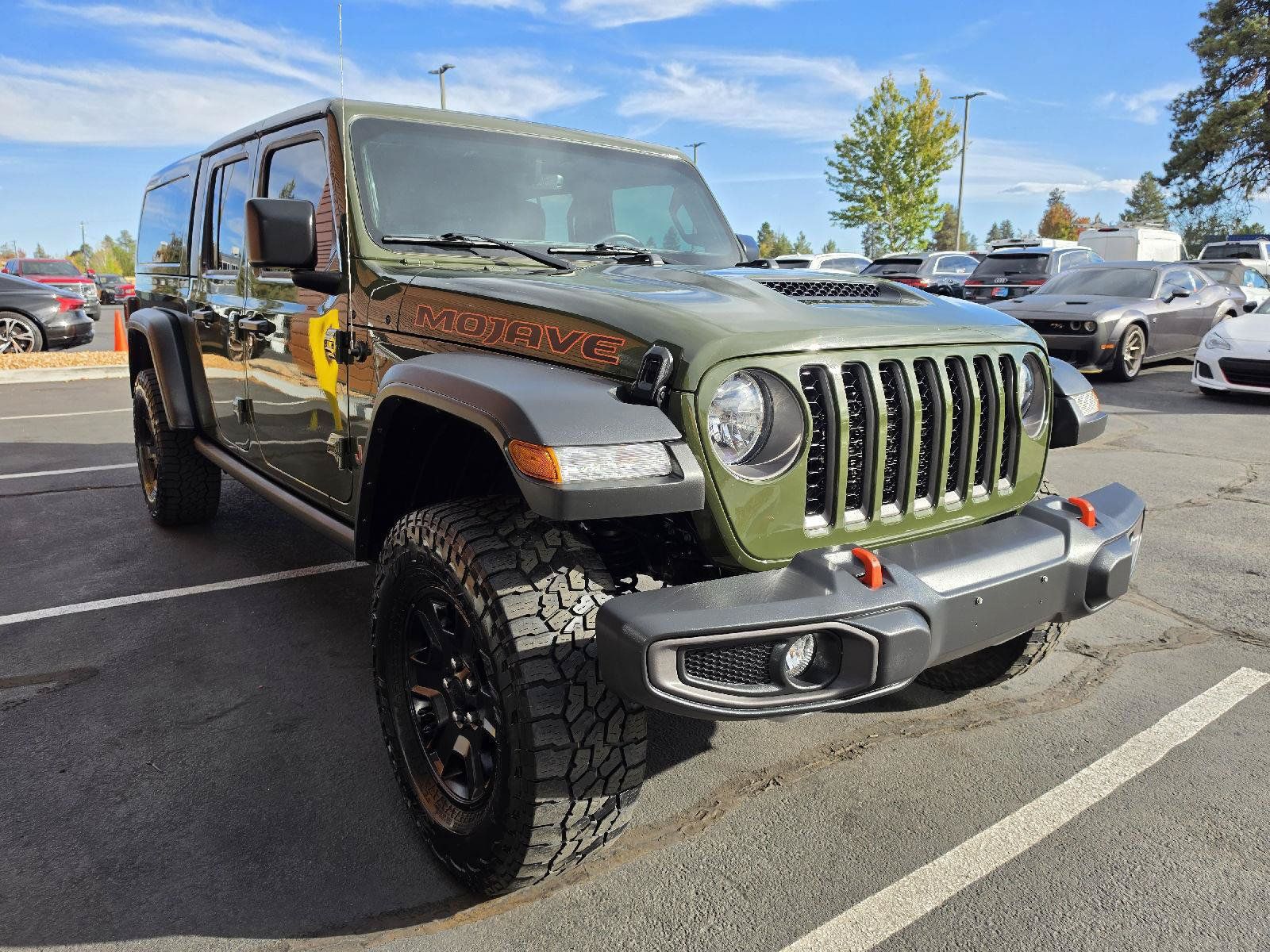 Used 2023 Jeep Gladiator Mojave w/ Cold Weather Group AWD/4WD image 8