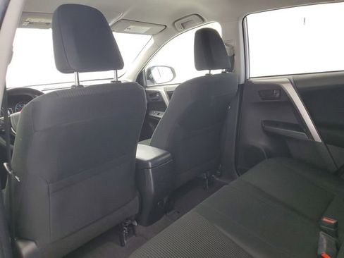 Used 2017 Toyota RAV4 LE FWD image 14