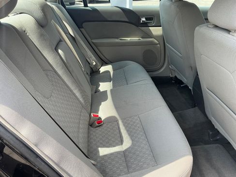Used 2011 Ford Fusion SE w/ 202A Rapid Spec Order Code FWD image 11