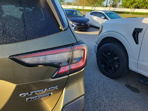 Used 2020 Subaru Outback Touring w/ Popular Package #2 image 18