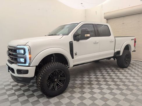 Used 2024 Ford F250 Lariat w/ Lariat Ultimate Package image 9