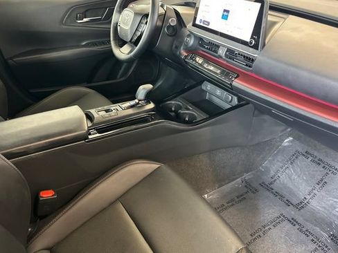 Certified 2024 Toyota Prius Prime FWD image 19