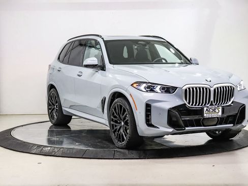 Used 2026 BMW X5 xDrive40i w/ M Sport Package AWD/4WD image 5