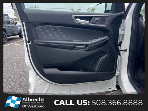 Used 2022 Ford Edge ST AWD/4WD image 11