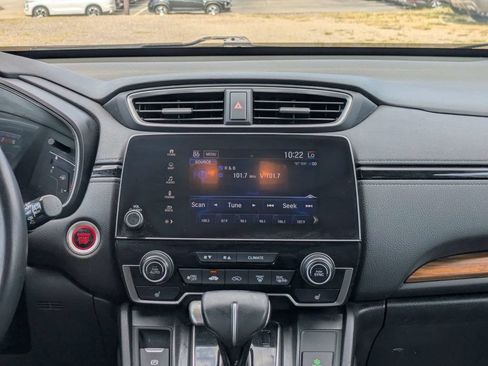 Used 2018 Honda CR-V Touring image 19