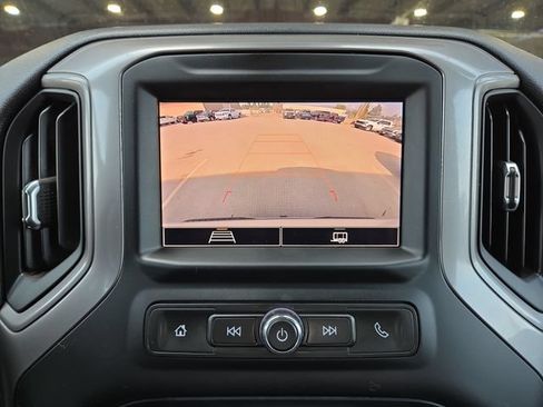 Used 2022 Chevrolet Silverado 1500 Custom AWD/4WD image 25
