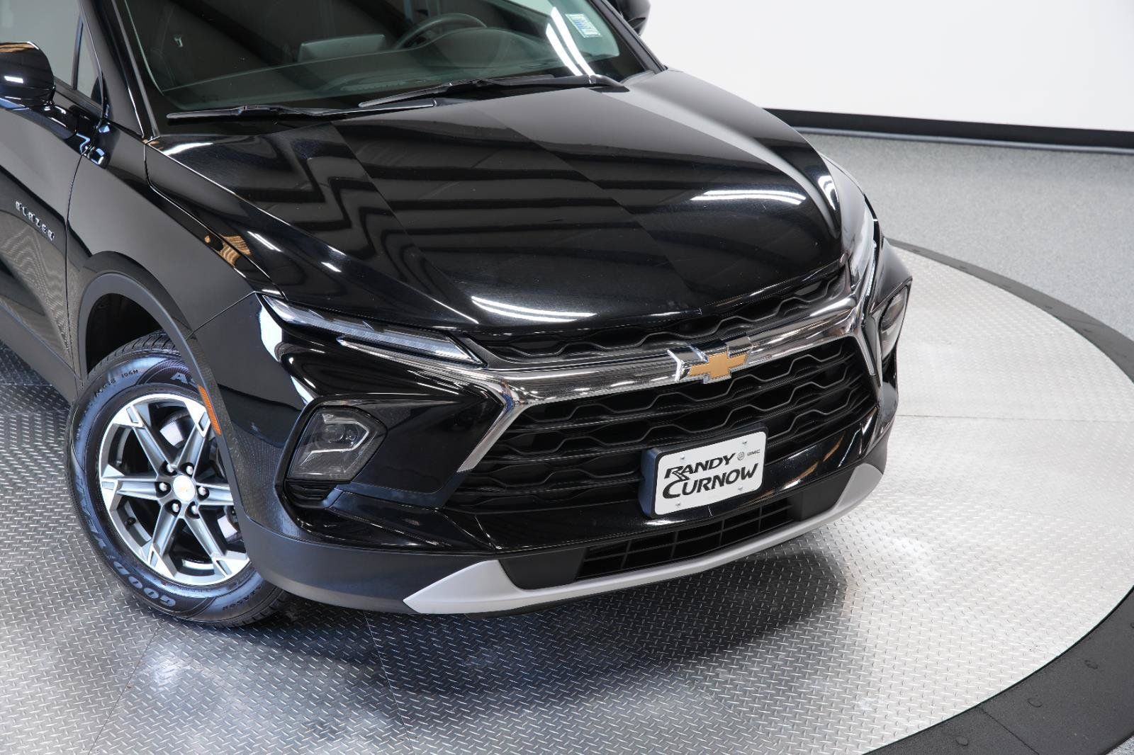 Used 2025 Chevrolet Blazer LT AWD/4WD image 48