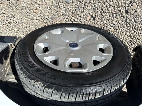 Used 2017 Ford Transit Connect XL image 32