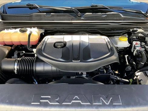 Used 2025 RAM 1500 Lone Star image 10