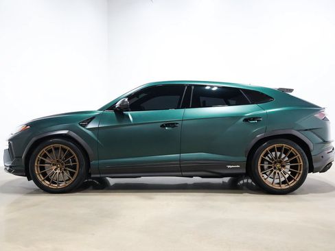 Used 2024 Lamborghini Urus Performante AWD/4WD image 13
