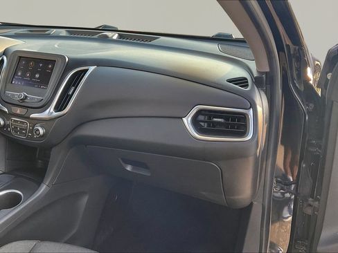 Used 2021 Chevrolet Equinox LT FWD image 29