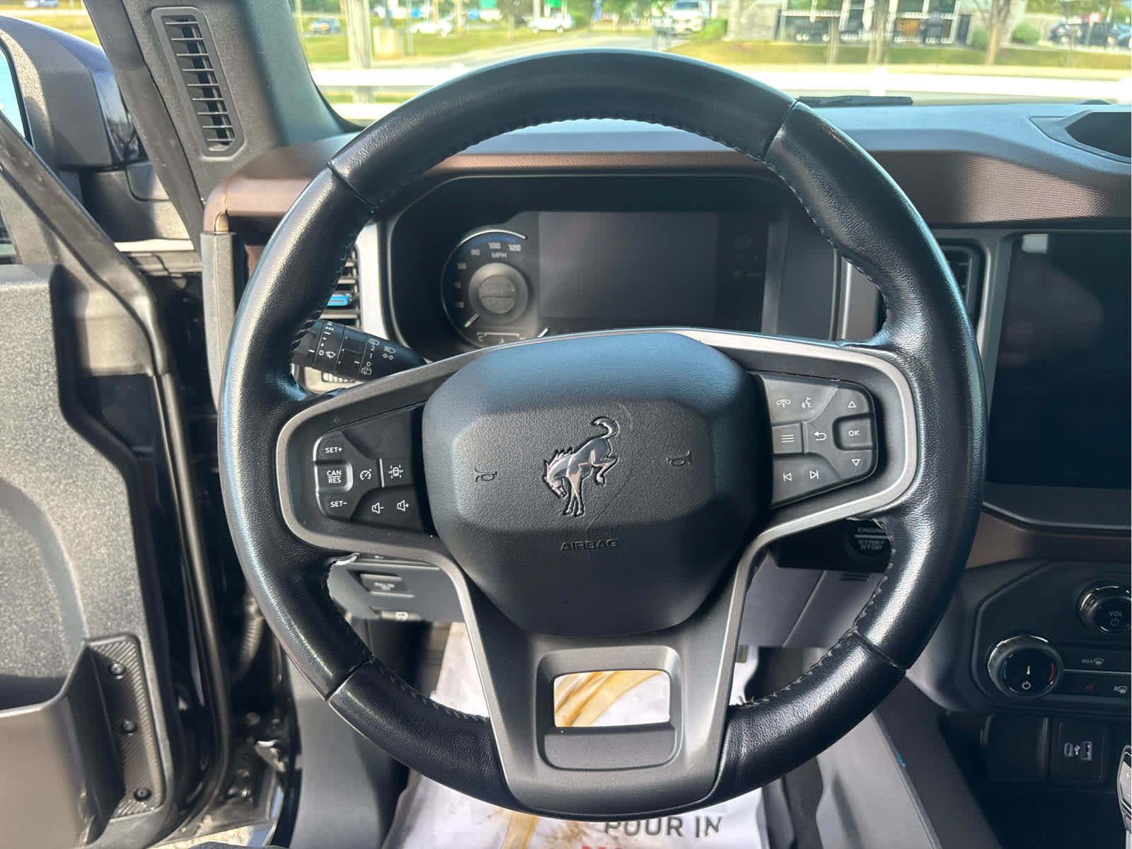 Used 2022 Ford Bronco Outer Banks w/ Sasquatch Package AWD/4WD image 17