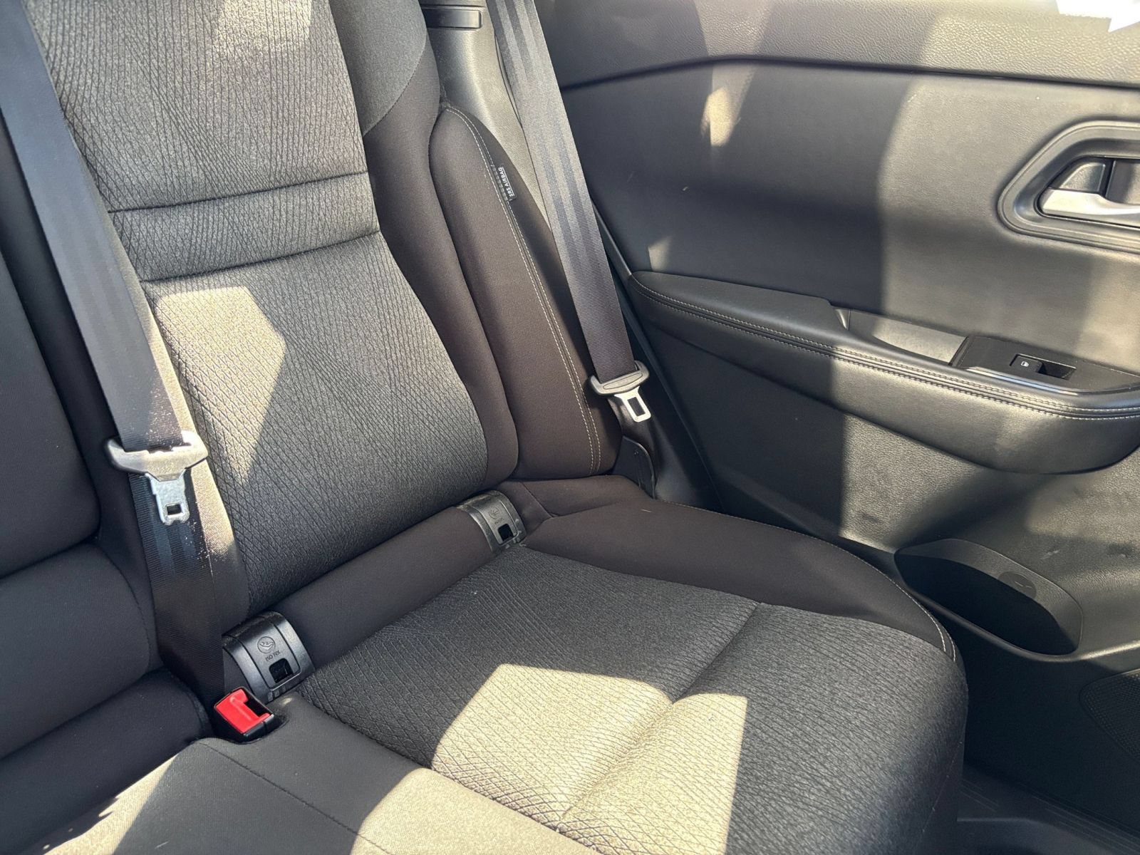 Used 2025 Nissan Rogue SV FWD image 38