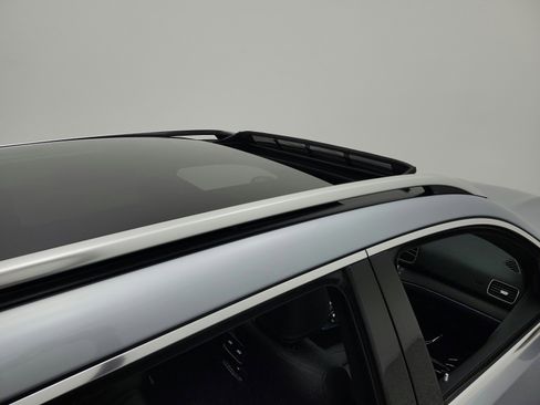 Used 2022 Mercedes-Benz GLS 450 4MATIC image 11