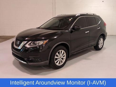 Used 2018 Nissan Rogue SV w/ Premium Package AWD/4WD image 8