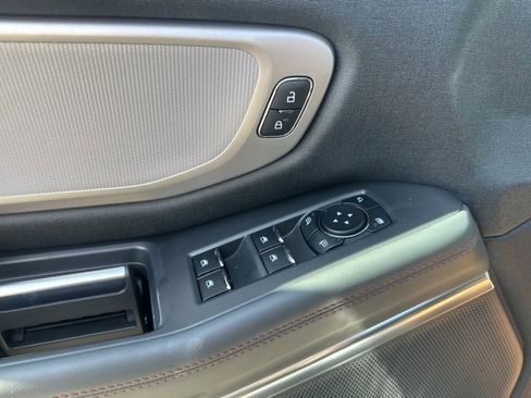 New 2025 Ford Expedition Active image 13