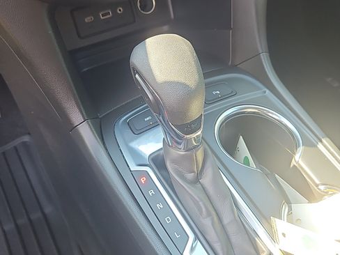 Used 2022 Chevrolet Equinox LT AWD/4WD image 26
