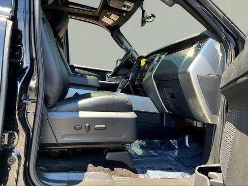 Used 2014 Ford Expedition EL Limited w/ Equipment Group 301A AWD/4WD image 30