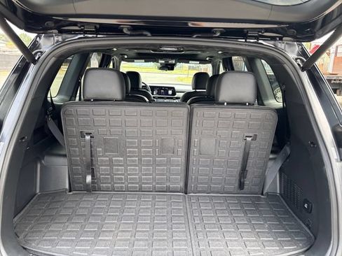 Used 2023 Kia Telluride SX Prestige X-Pro AWD/4WD image 23