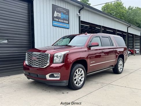 Used 2019 GMC Yukon XL Denali w/ Denali Ultimate Package AWD/4WD image 1