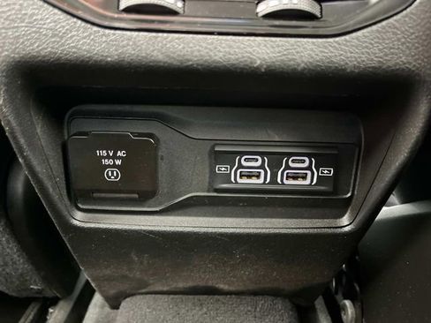 Used 2023 Jeep Grand Cherokee L Limited image 7