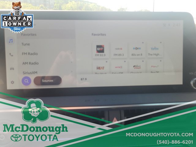 Certified 2024 Toyota Prius XLE FWD image 31