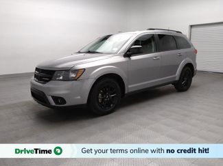 Used 2019 Dodge Journey SE w/ Premium Group image 1