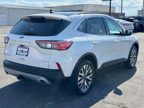 Used 2022 Ford Escape Titanium w/ Class II Trailer Tow Package AWD/4WD image 5
