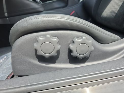 Used 2024 Nissan Z Performance w/ Floor Mat Package RWD image 13