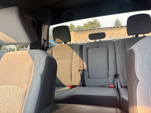 Used 2024 RAM 2500 Big Horn AWD/4WD image 19