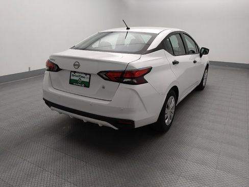 Used 2023 Nissan Versa S FWD image 7