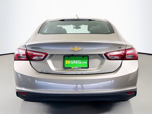 Used 2022 Chevrolet Malibu LT image 8