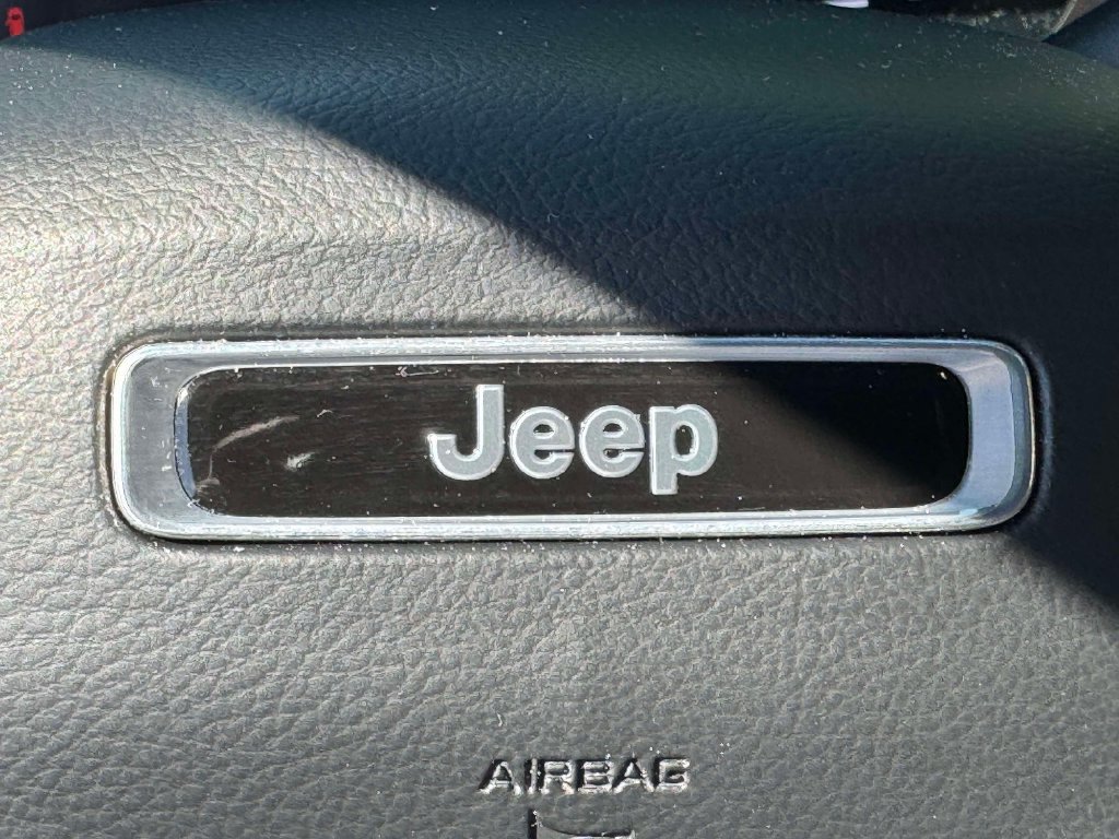 Used 2021 Jeep Grand Cherokee L Laredo AWD/4WD image 32