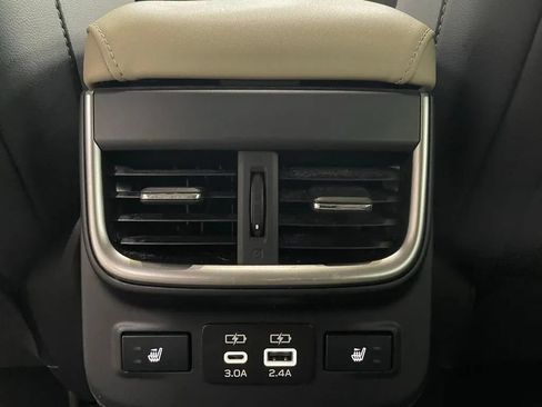 Used 2023 Subaru Outback Limited AWD/4WD image 31