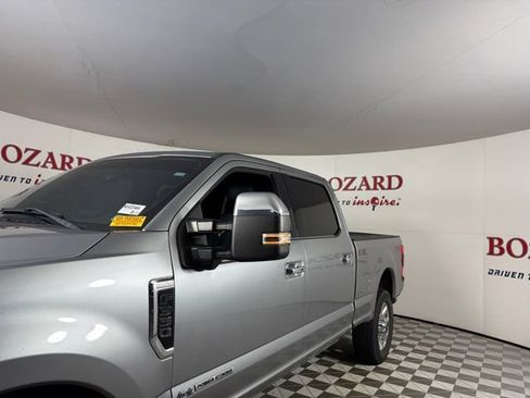 Used 2022 Ford F350 Platinum w/ FX4 Off-Road Package AWD/4WD image 7