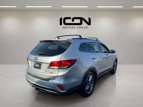 Used 2018 Hyundai Santa Fe SE Ultimate w/ SE Ultimate Tech Package 03 image 5