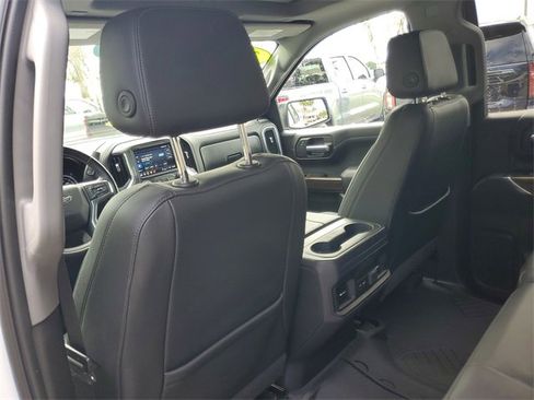 Certified 2021 Chevrolet Silverado 1500 LT Trail Boss w/ Convenience Package II image 11