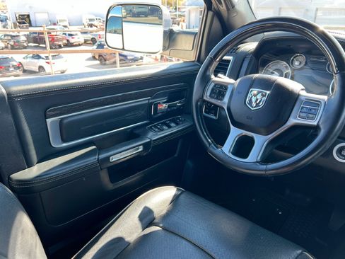 Used 2017 RAM 2500 Limited image 12