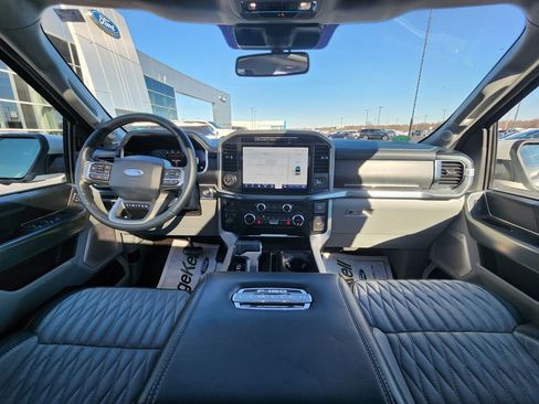 Used 2023 Ford F150 Limited image 11