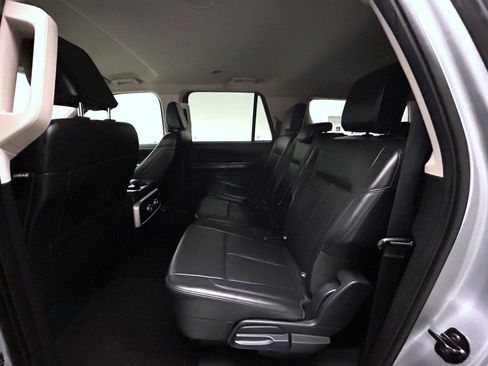 Used 2024 Ford Expedition Max XLT image 20