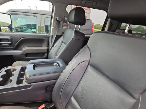 Used 2017 Chevrolet Silverado 3500 LT AWD/4WD image 8