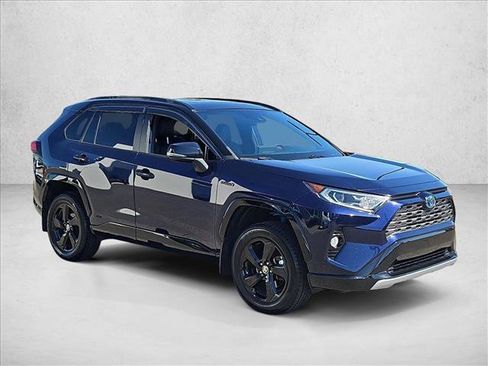 Used 2021 Toyota RAV4 XSE w/ XSE Grade Weather Package AWD/4WD image 3