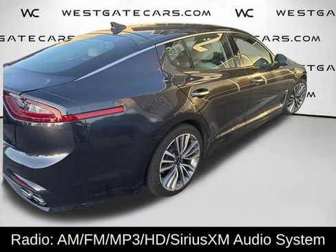 Used 2019 Kia Stinger RWD image 5