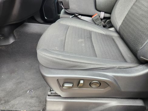 Certified 2025 Chevrolet Silverado 1500 LT image 24