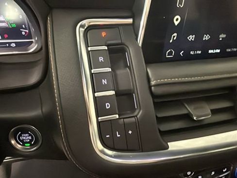 Used 2024 GMC Yukon AT4 w/ AT4 Premium Plus Package AWD/4WD image 21