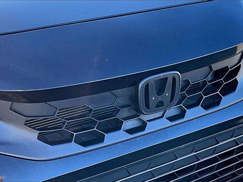 Used 2024 Honda Civic Sport image 29