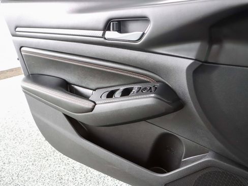 Used 2021 Nissan Altima 2.5 SR w/ SR Premium Package FWD image 22