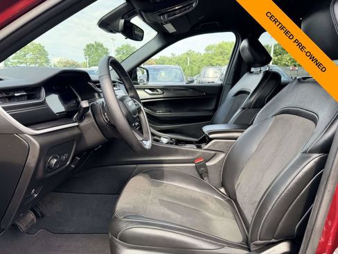 Certified 2023 Jeep Grand Cherokee Altitude AWD/4WD image 14