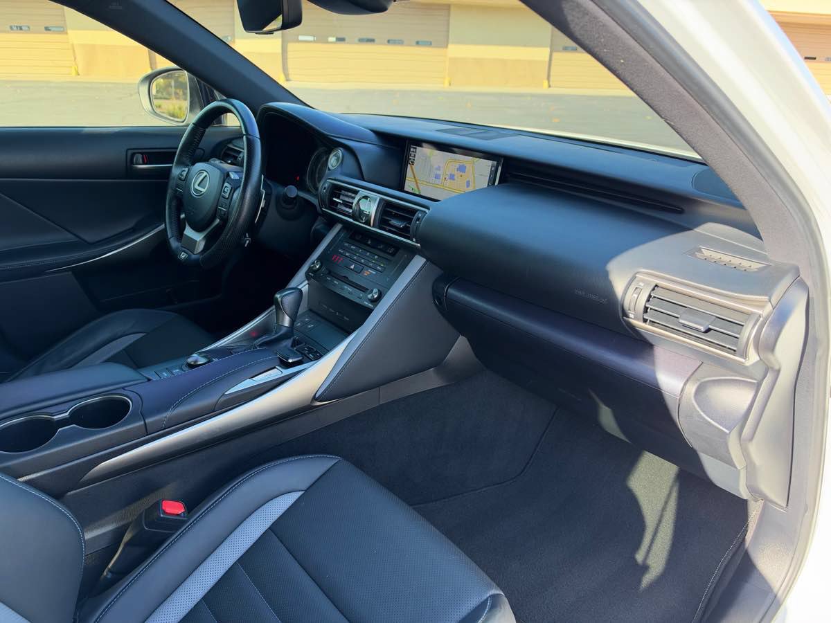 Used 2020 Lexus IS 300 F Sport w/ Blackline Edition RWD image 24