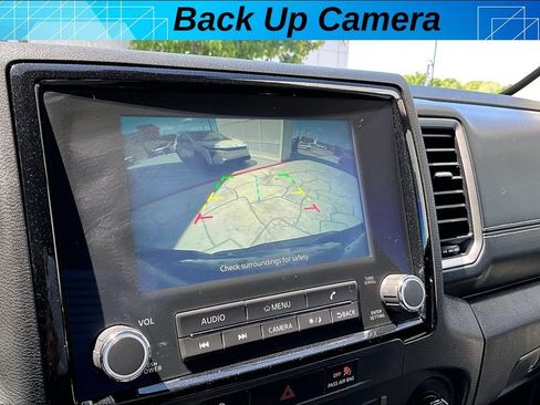 Used 2024 Nissan Frontier SV w/ SV Convenience Package RWD image 15